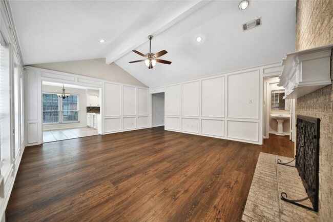 Building Photo - 3939 Fawn Creek Dr