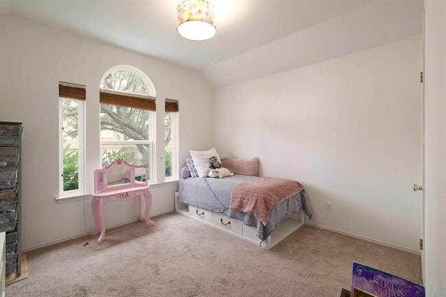 Building Photo - 10715 Galsworthy Ln