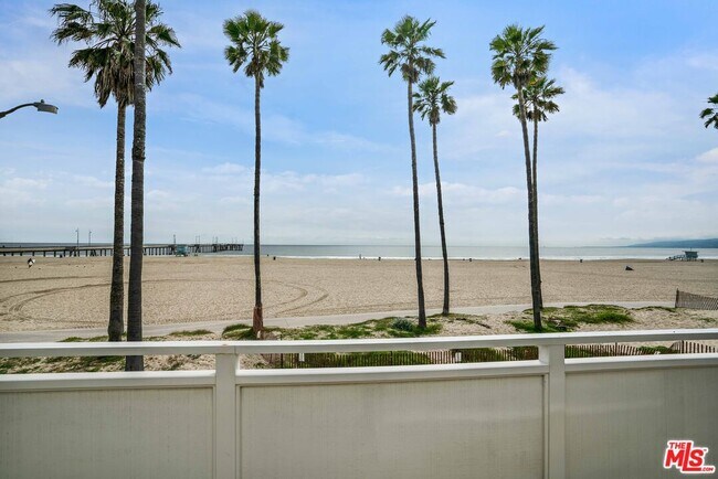 Building Photo - 0 Ocean Front Walk