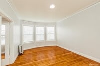Building Photo - 1565 Chestnut St