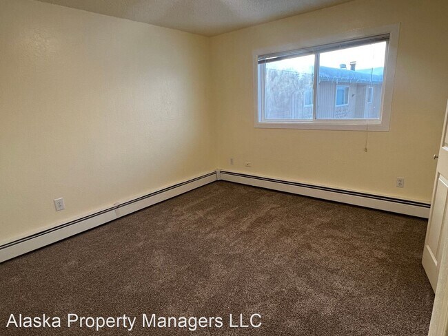 Building Photo - 2 br, 1 bath House - 8861 Cordell Cir #5