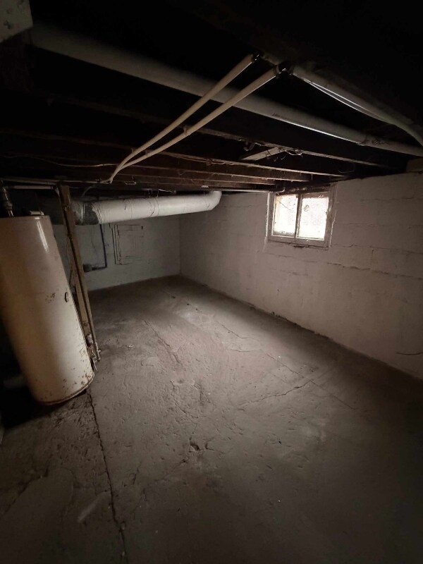 Building Photo - 4549 3rd St