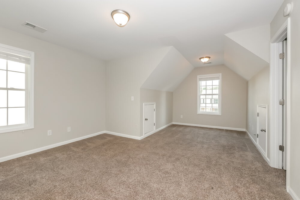 Building Photo - 965 Revere Way
