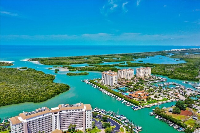 Building Photo - 425 Dockside Dr