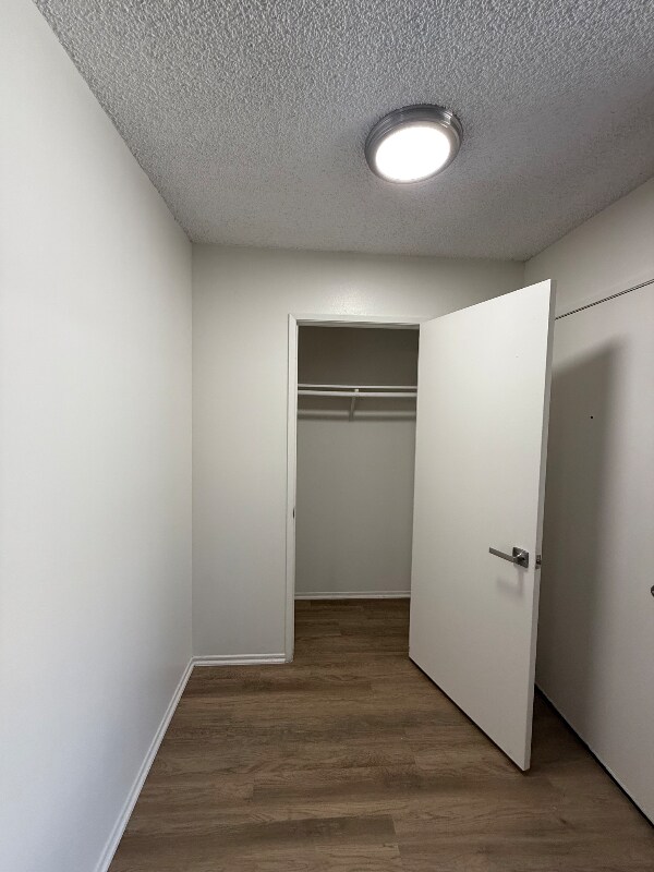 Building Photo - 1400 Peckham St