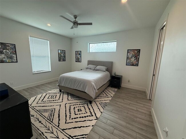 Building Photo - 2301 Magdalina Dr