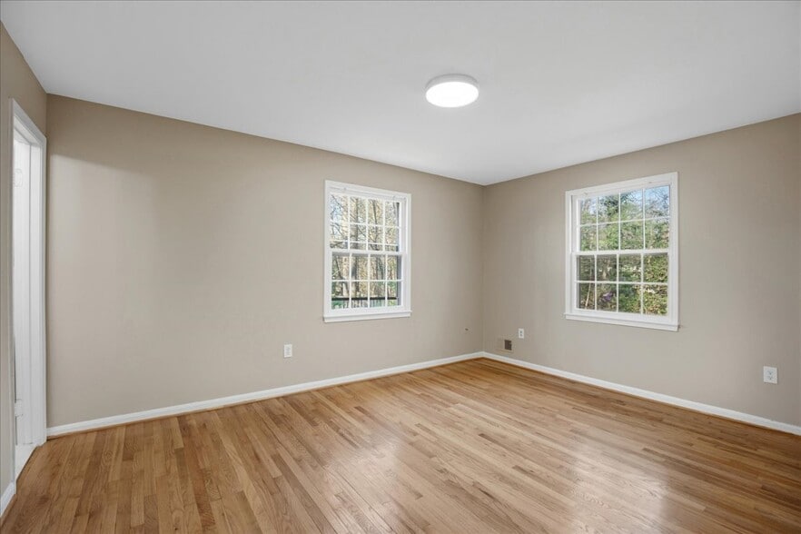 Building Photo - 1501 Chatham Colony Ct