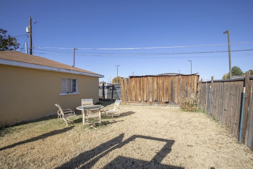 Outdoor storage - 200 W Lucero Ave