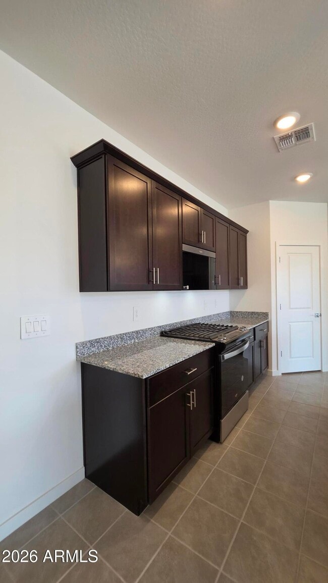 Building Photo - 37098 W Prado St
