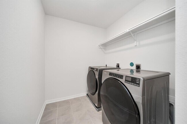 Building Photo - 4511 Kellmore Ct