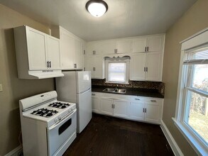 Building Photo - Fantastic 2 Bed 1 Bath Single Family Home in St. Paul! View and Get Approved TODAY!
