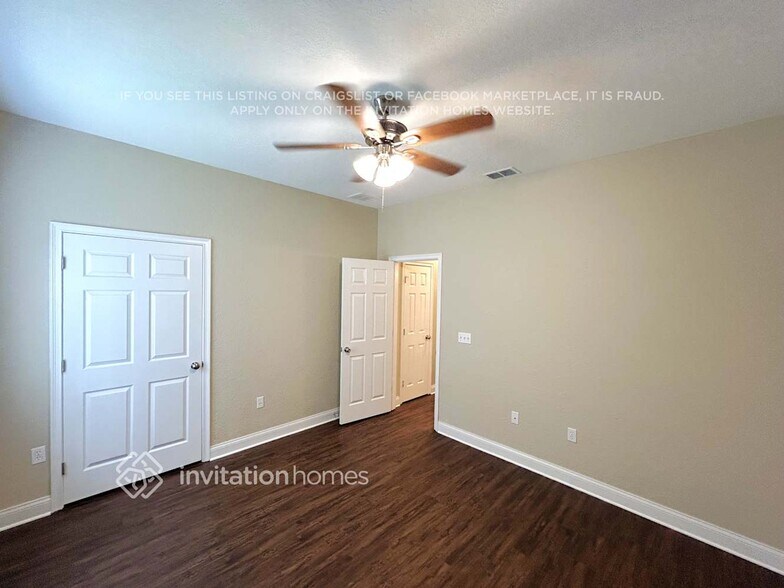Building Photo - 6235 Cornerstone Dr