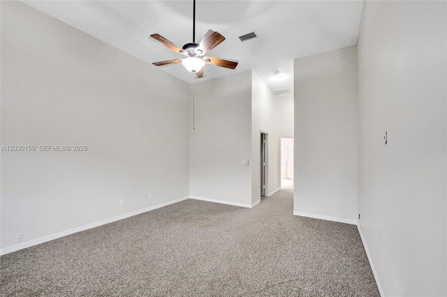 Building Photo - 6334 SW 192nd Ave