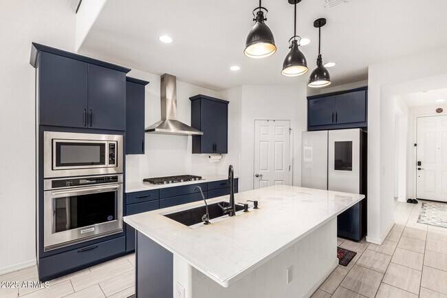 Building Photo - 1522 Sabel Ct