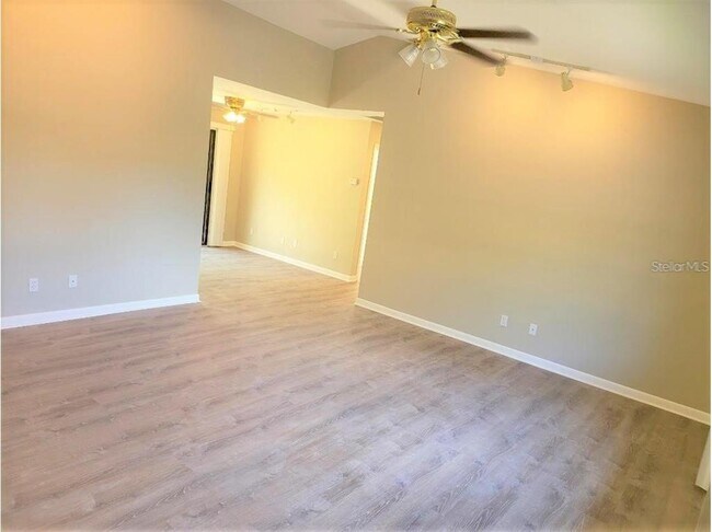 Building Photo - 1711 Settlers Dr