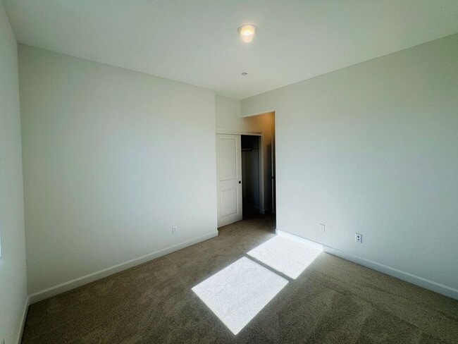 Building Photo - 12078 Aden Wy