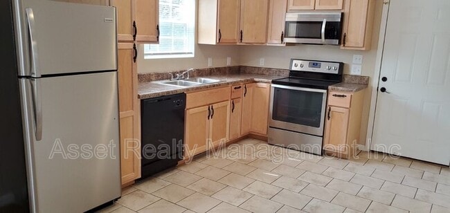 Building Photo - 302 Joel Rd