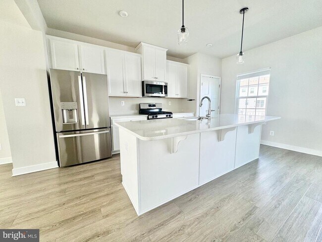 Building Photo - 547 Lewes Landing Rd