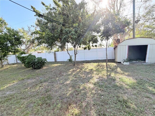 Building Photo - 309 Kerry Dr