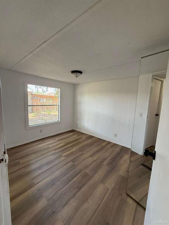 Building Photo - 11 Sunset St