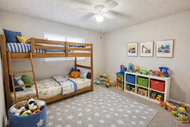 Building Photo - 216 Freedom Ln