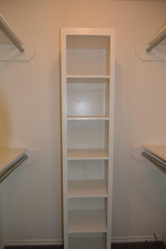 Building Photo - 6302 34th Pl