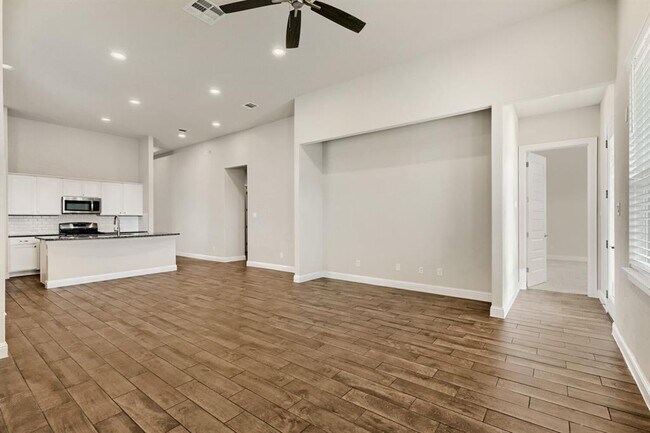 Building Photo - 2436 Indian Clover Trl