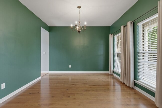 Building Photo - 3208 Calder Ct