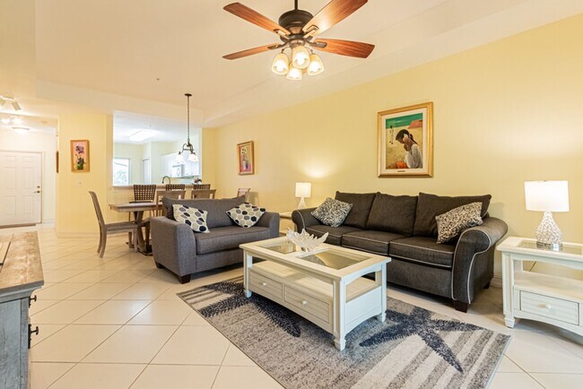 Building Photo - Peaceful Preserve-View Condo in Gated Blue...