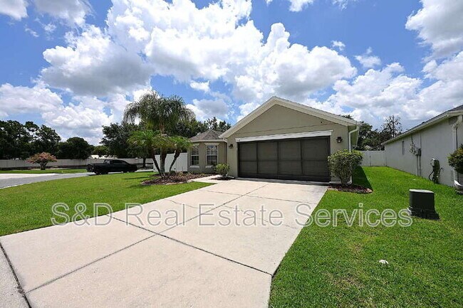 Building Photo - 7147 Cedarcrest Blvd
