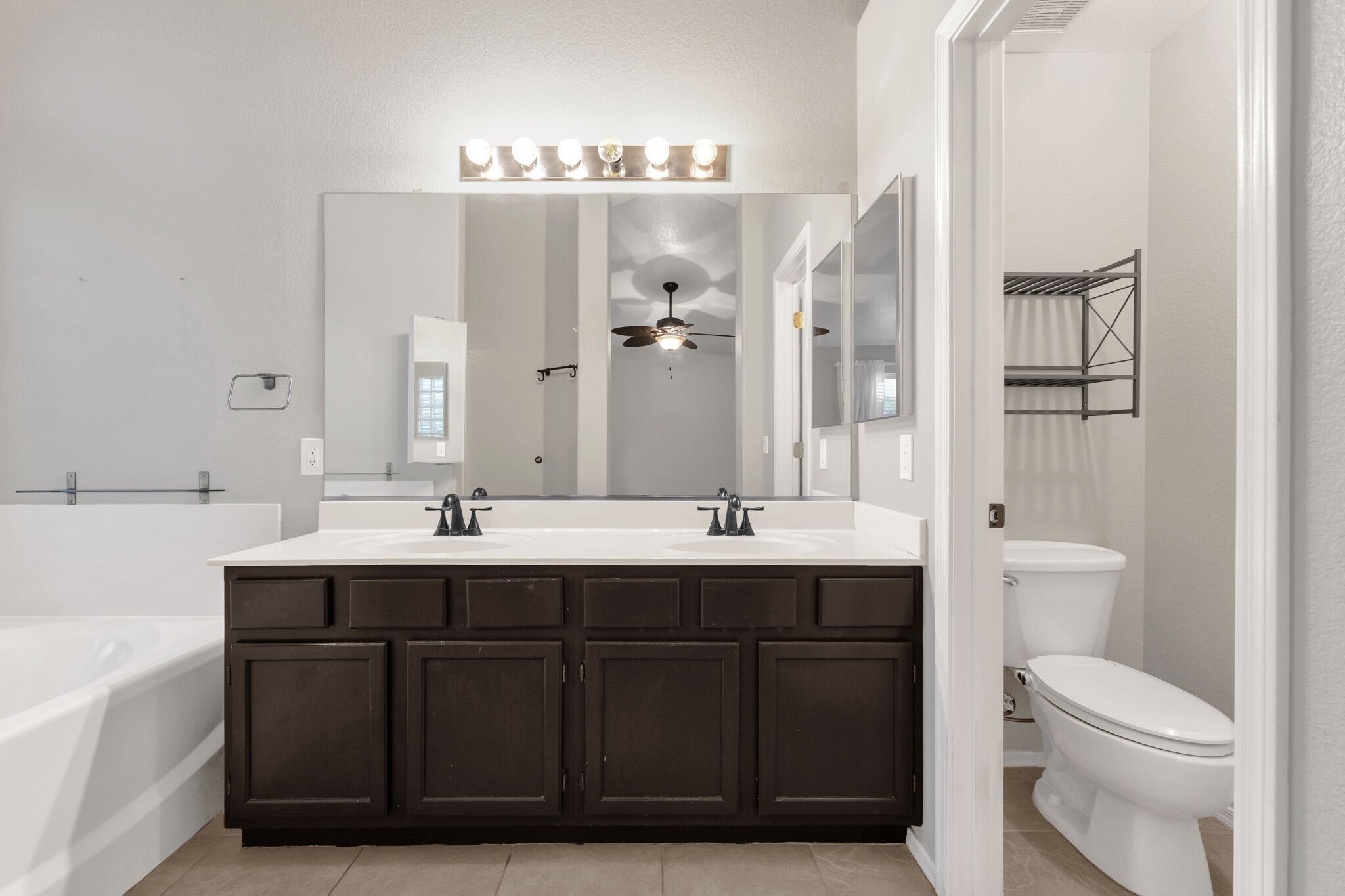 Building Photo - 17424 N 2nd Ave