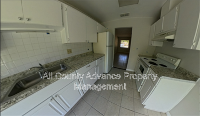 Building Photo - 625 Wildwood Way