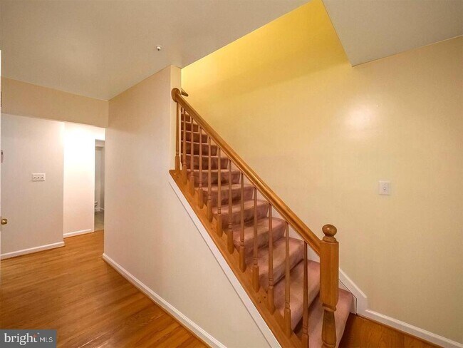 Building Photo - 7701 Croom Rd