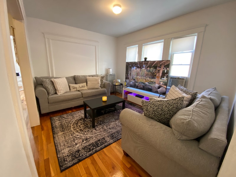 Building Photo - 524 Hyde Park Ave