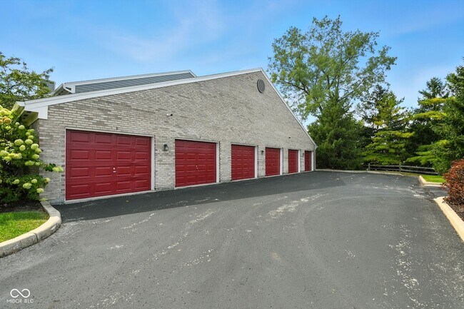 Building Photo - 12598 Tennyson Ln