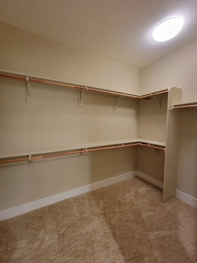 Building Photo - Move-In Special: Get $2,000 Off Your Secur...