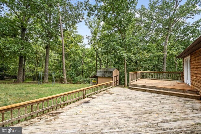 Building Photo - 813 Leeds Manor Ln
