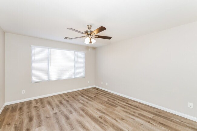 Building Photo - 8064 Torremolinos Ave