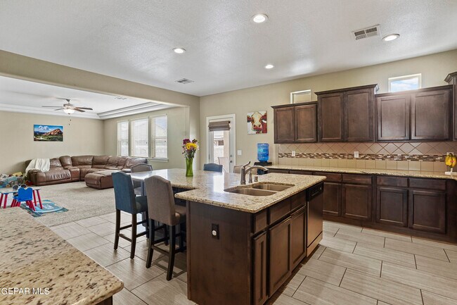 Building Photo - 12616 Arrow Weed Dr