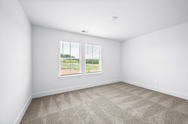 Building Photo - "Prime Location Opportunity: Secure Your Future on Poplar Farms Drive, Franklin, TN!" The interne...