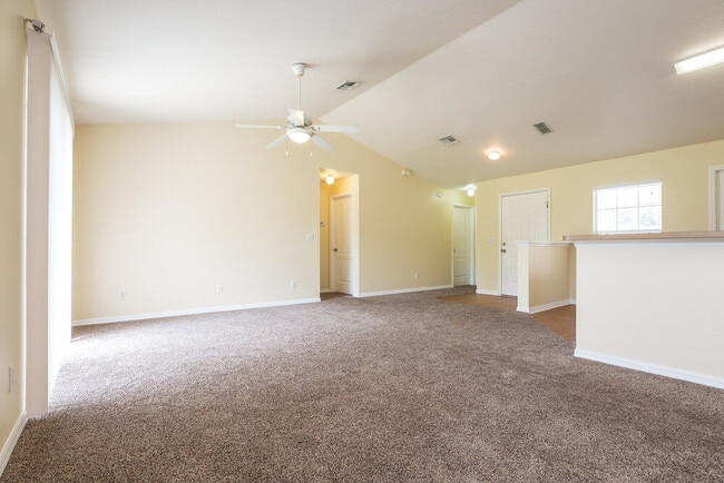 Building Photo - 14915 Windy Mt Cir