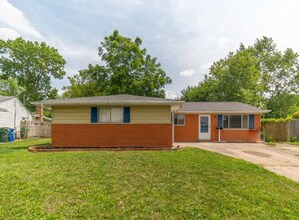 Building Photo - 2588 Maybury Rd