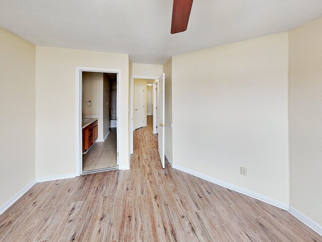 Building Photo - 385 Kimbrough Dr