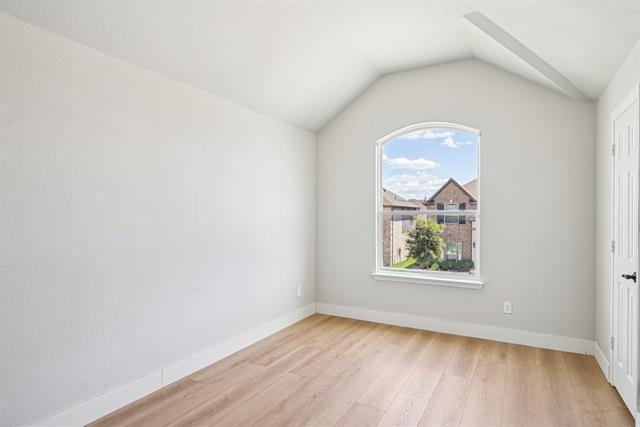 Building Photo - 6043 Oakmere Ln