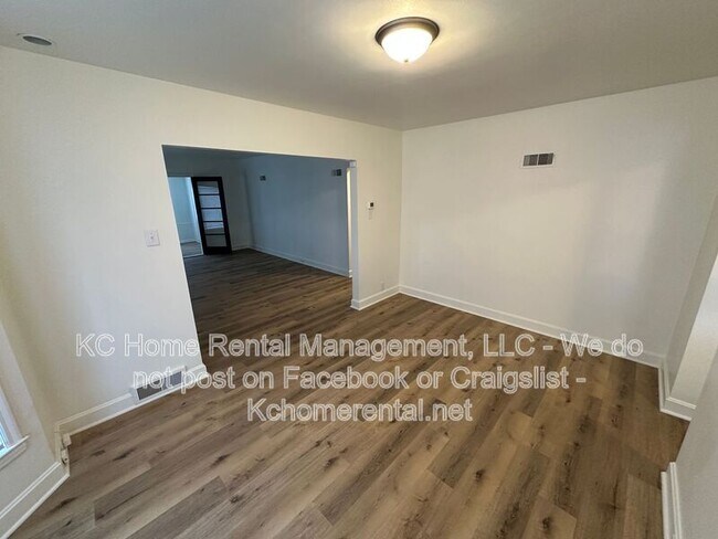 Building Photo - 4748 Eastern Ave