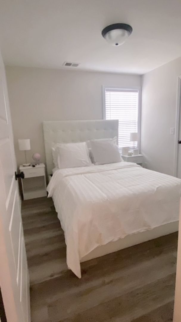 Building Photo - Beautiful Home Coming Soon!