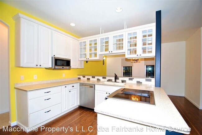 Building Photo - 2 br, 2 bath House - 1850 RJ Loop
