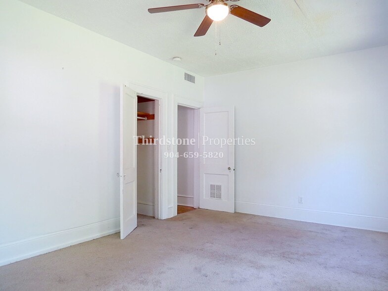 Building Photo - 2881 Selma St