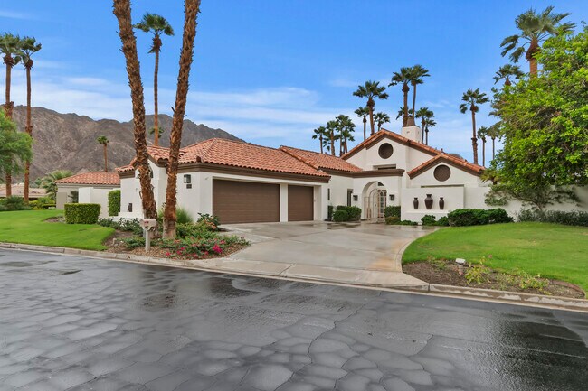 Building Photo - 55935 Pinehurst
