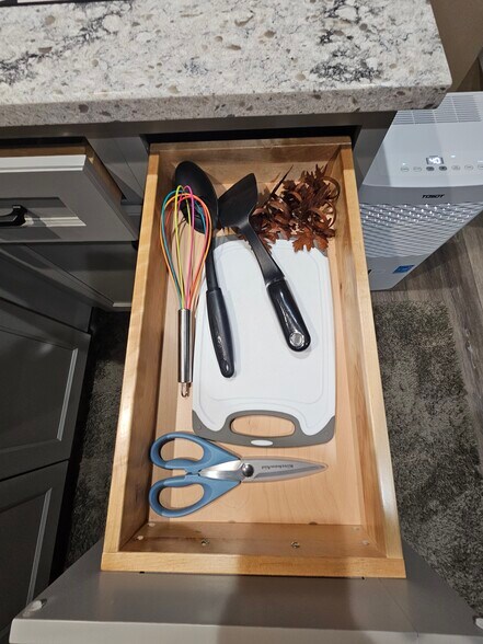 Building Photo - 435 High St